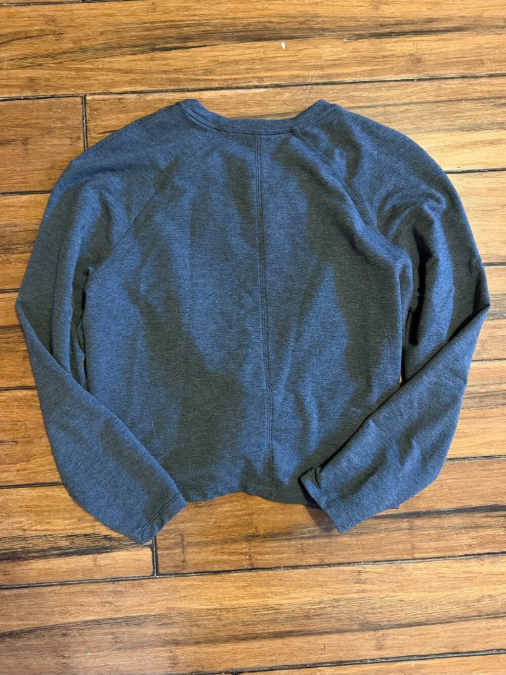Lululemon Tuck & Gather Pullover Heathered Mod Black, Size 6 - Picture 4 of 7